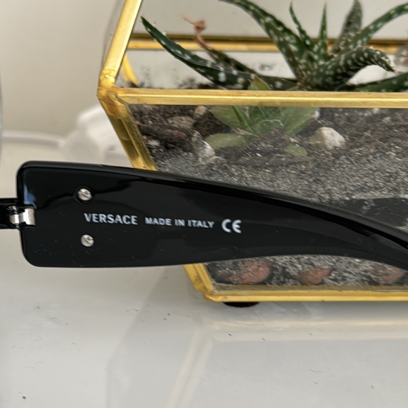 Authentic Versace Woman’s Sunglasses - Picture 7 of 8